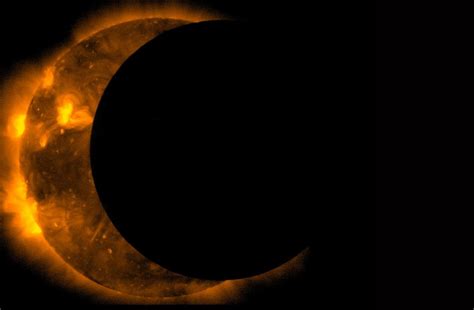 Dark Science: Total Eclipse Gives Researchers Brief Window